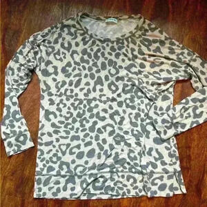 P.S Kate Cheetah Long Sleeve Top Size Large